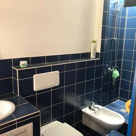 Feriehus Immaculate 3-bed House With A Sea View In Mácher