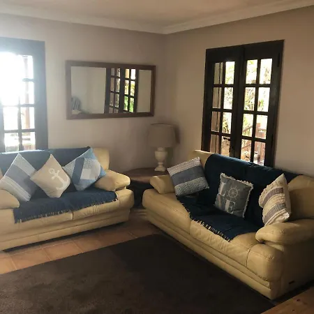 Immaculate 3-bed House With A Sea View In *