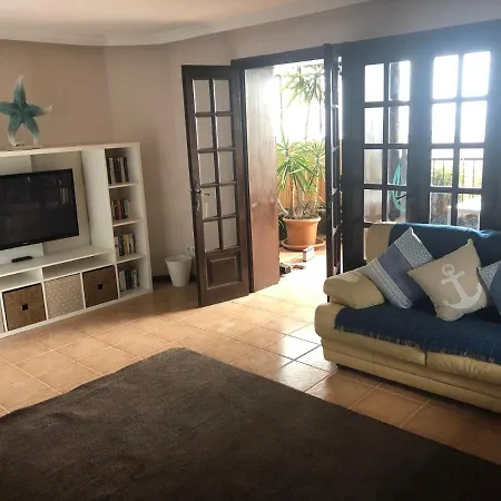 Immaculate 3-bed House With A Sea View In Mácher